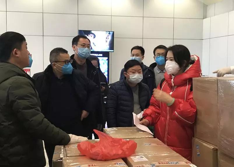 转运100吨抗疫物资,俄罗斯送60吨抗疫物资