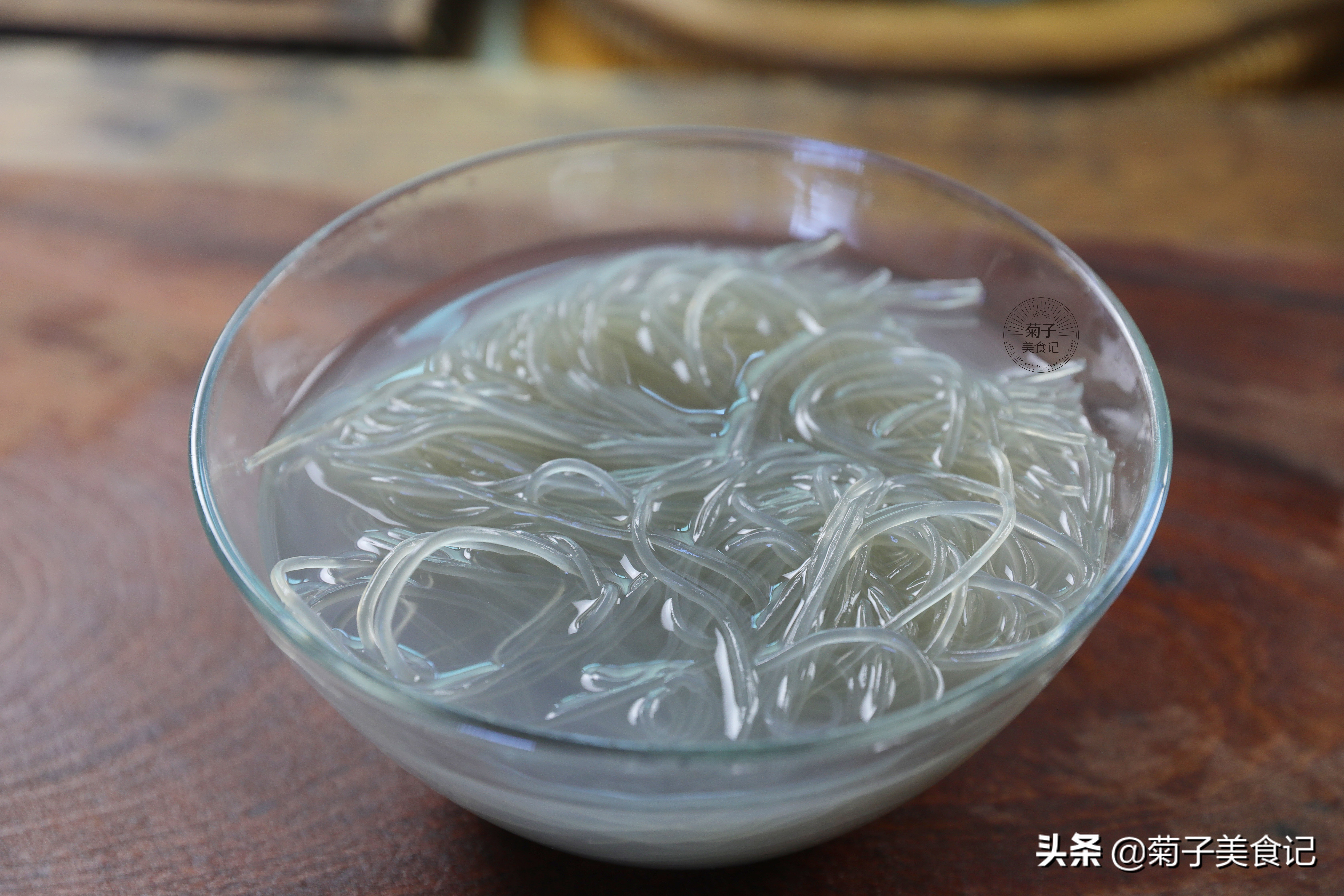 粉丝炒肉怎么炒又嫩又好吃,粉丝怎样炒好吃又简单视频