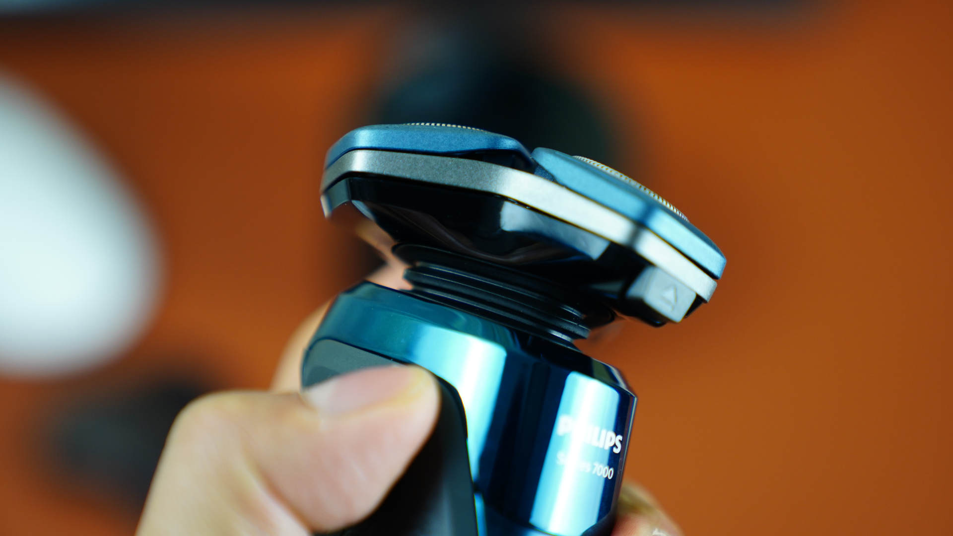 络腮胡用飞利浦剃须刀评测,飞利浦s7000功能介绍