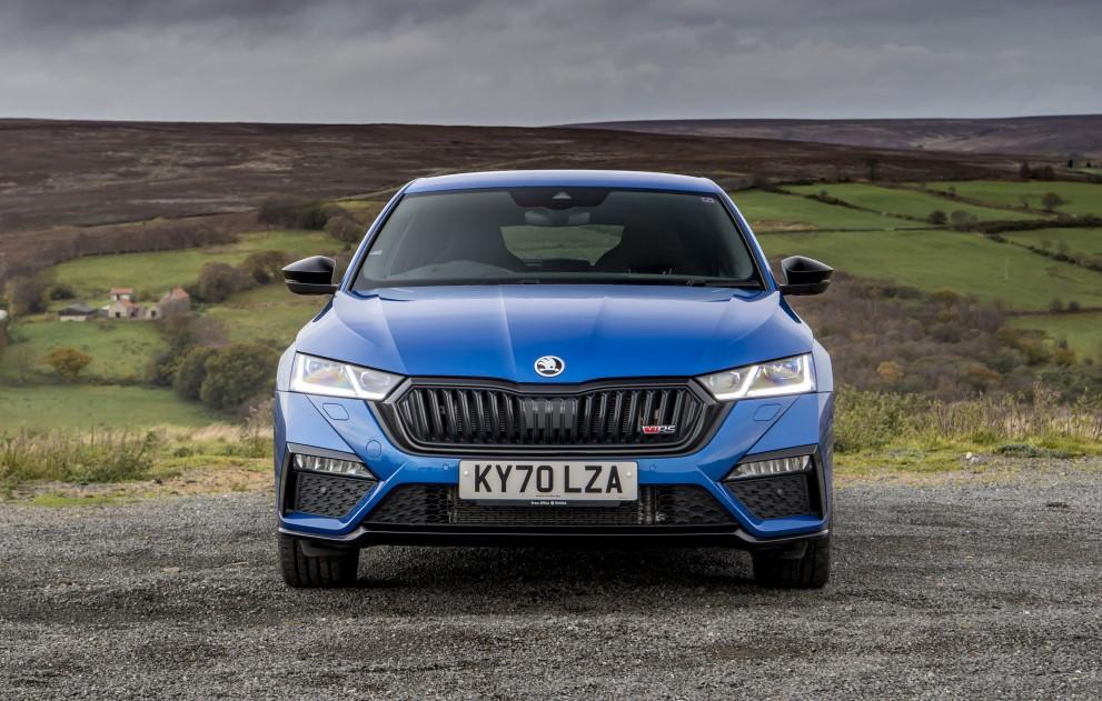 斯柯达明锐1.6和速腾发动机一样吗,斯柯达新明锐和速腾对比