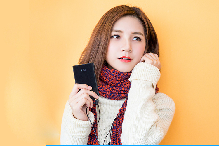 飞傲m15接耳放,飞傲m15和小墨菊比较