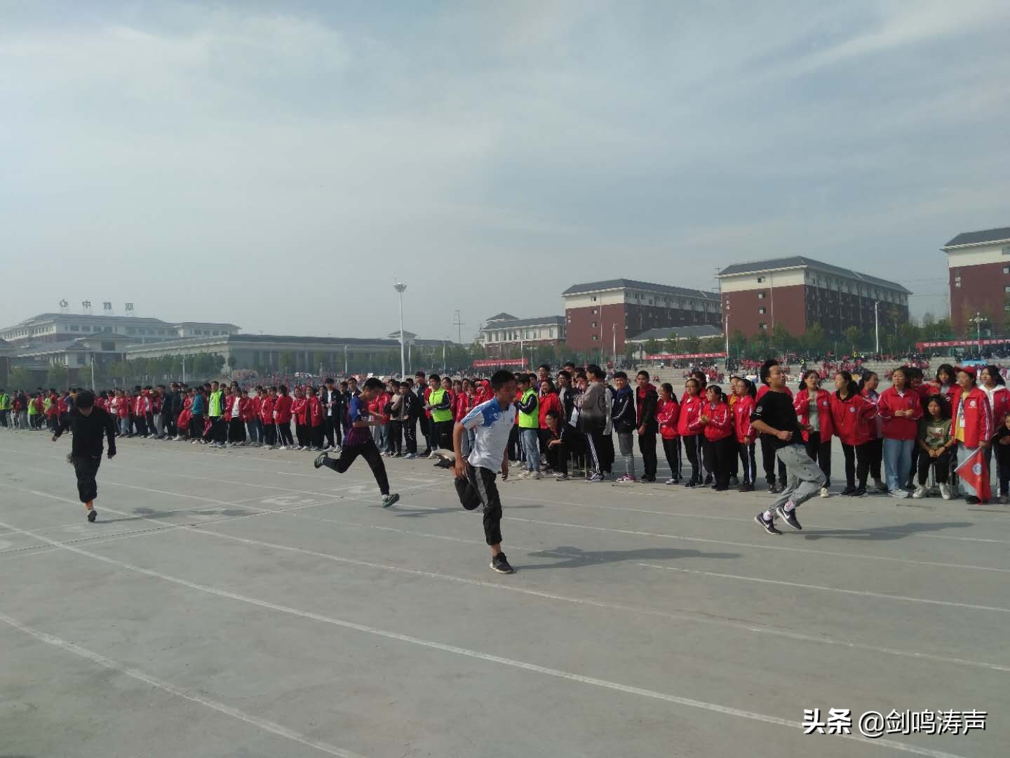 风驰电掣帅气逼人,风驰电掣神威