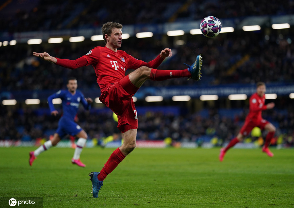 莱万评论,莱万在拜仁精彩表现