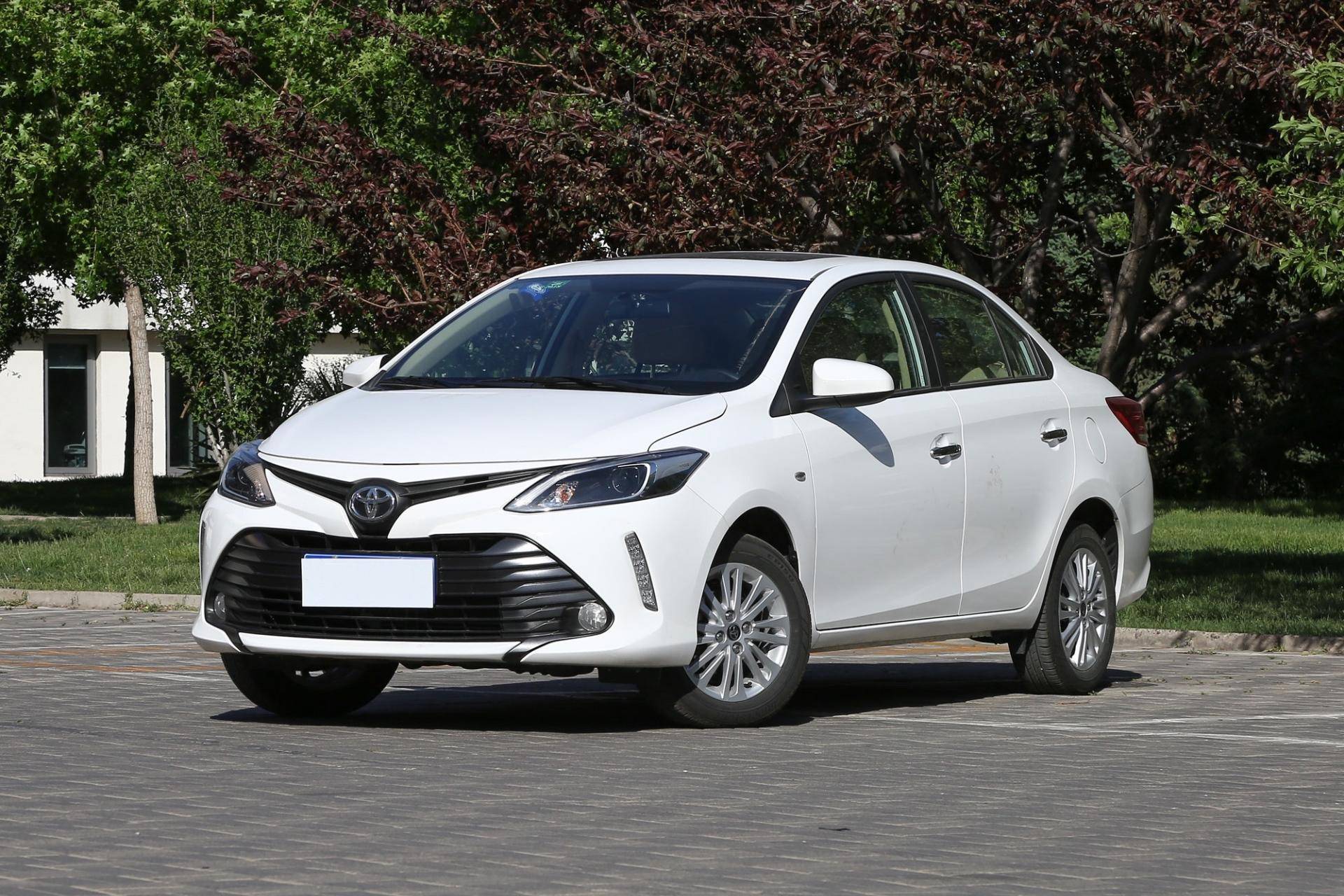 卡罗拉vs赛欧3,雪佛兰赛欧1.3自动挡和丰田卡罗拉