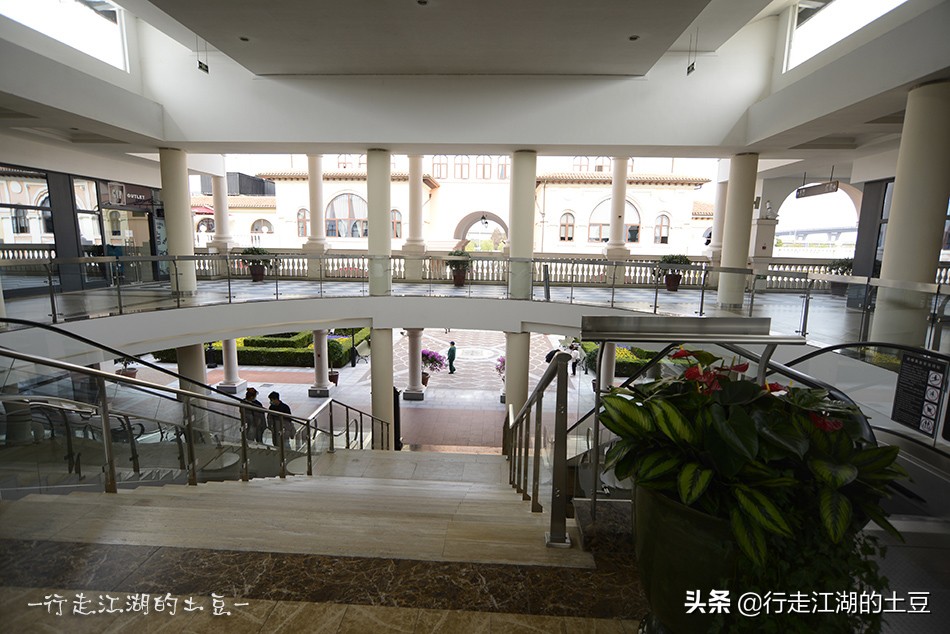 上海佛罗伦萨小镇有哪些奢侈品牌,佛罗伦萨小镇名品奥特莱斯品牌