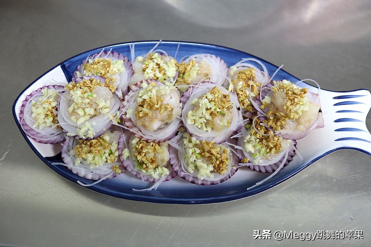 蒜茸粉丝扇贝的做法窍门,烧烤蒜蓉扇贝的做法视频教程
