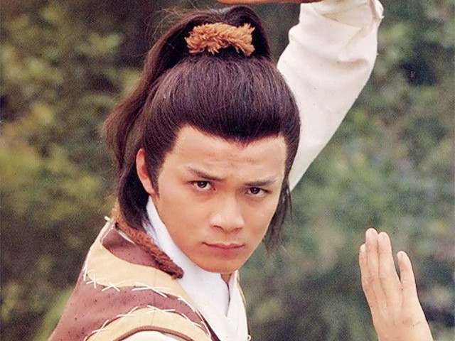 金庸为何取名天龙,金庸写射雕英雄传的故事