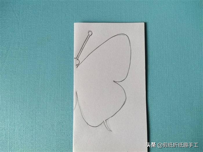 幼儿园手工剪纸蝴蝶图案大全,蝴蝶剪纸窗花简单又漂亮中国风