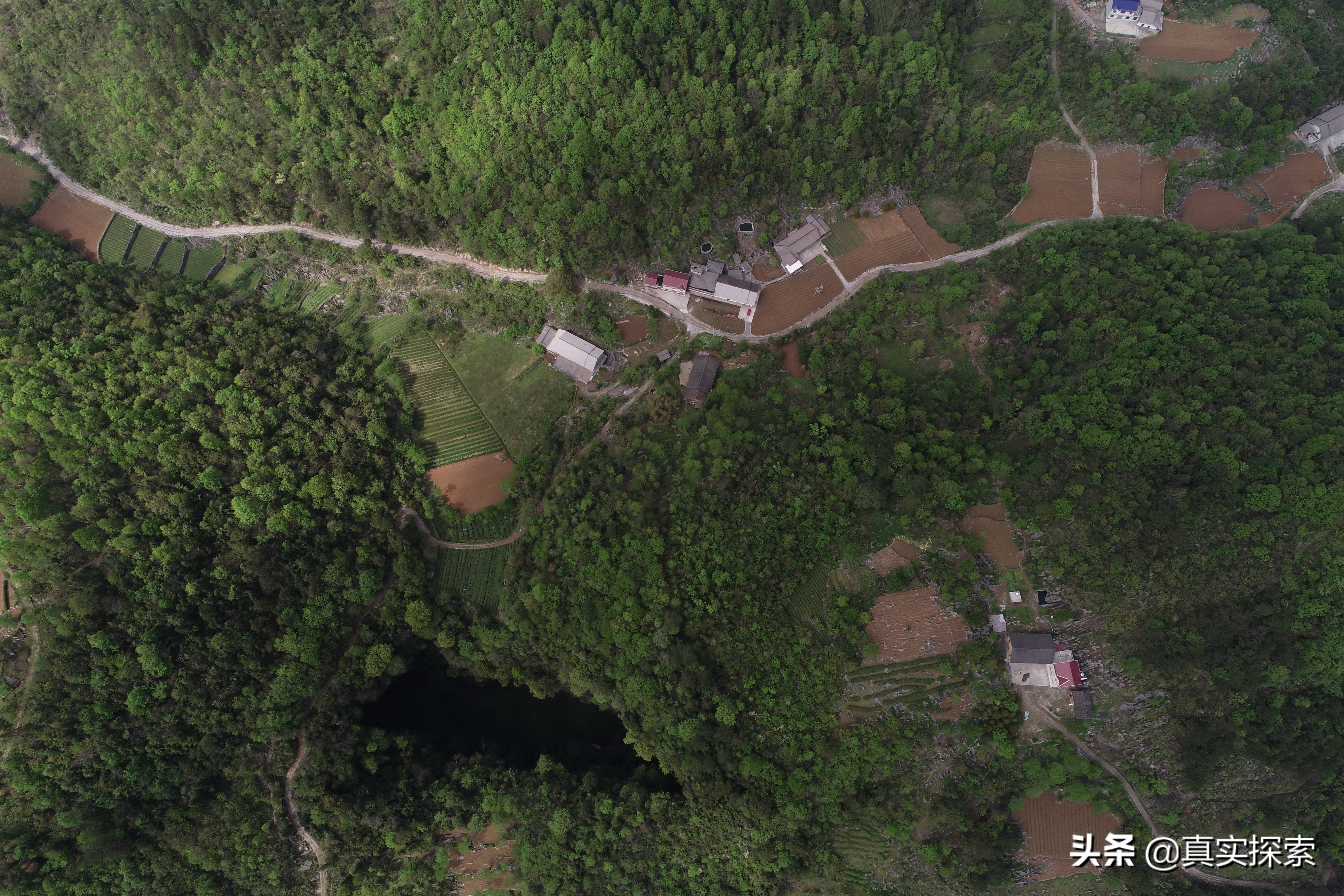 湖北天坑新发现神农架,湖北大山的神秘天坑