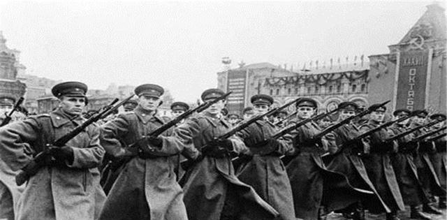 二战惨烈的突围,二战期间德军最惨烈逃亡