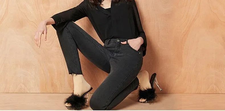 小白裤显瘦魔术裤,显瘦有弹性的魔术裤