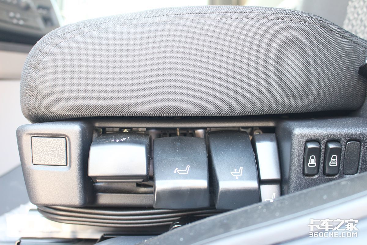 斯堪尼亚牵引车g450落地多少钱,快递公司斯堪尼亚卡车