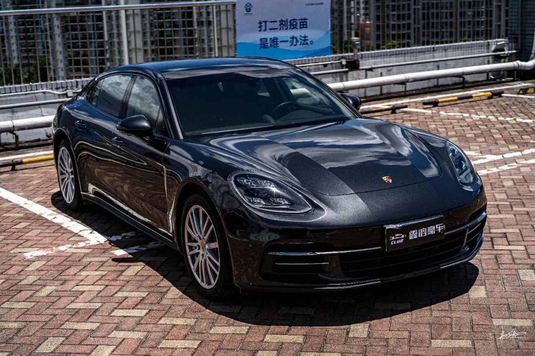 鑫鸿豪车租赁告诉您：租个豪车装“小可爱”能有多便宜