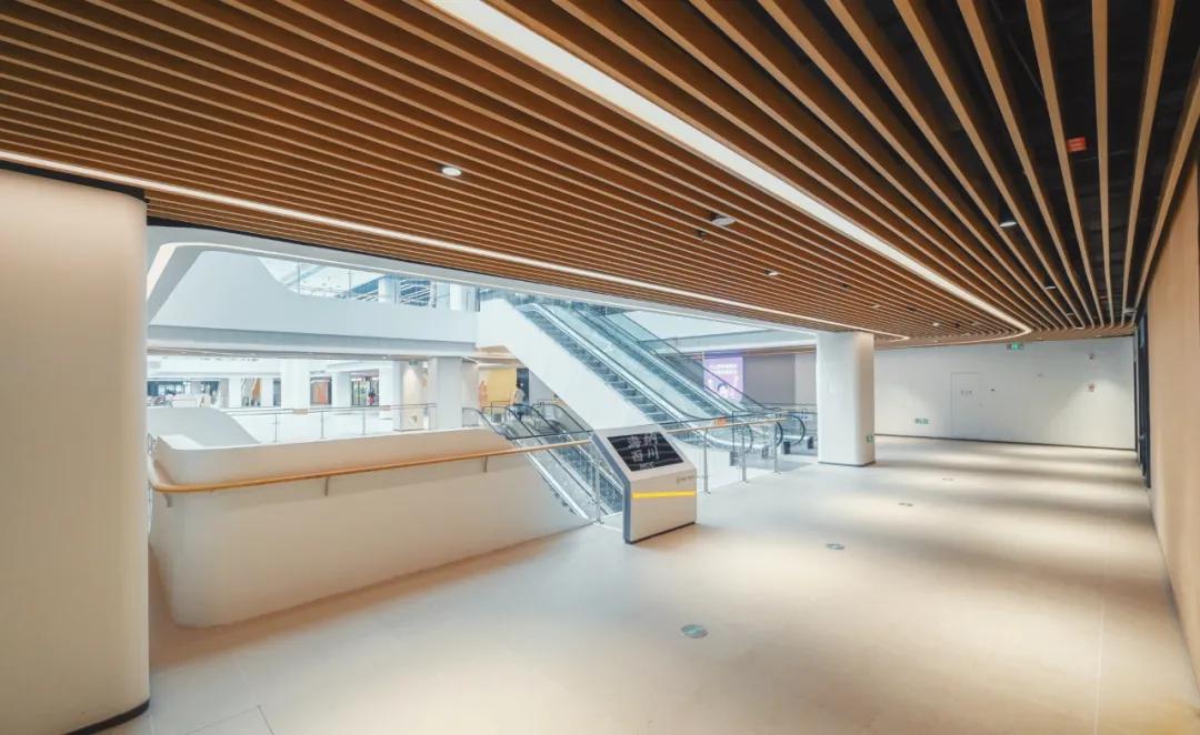 22年济南诚基中心,丑小鸭变金凤凰视频