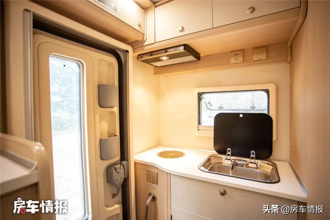 最便宜的能下地库四驱房车,20万能买到的好房车