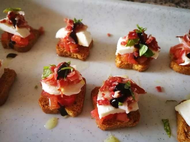 西班牙特色小食,搭配红酒的西班牙小食