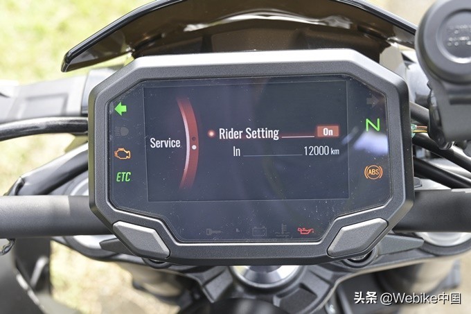 川崎z900跟川崎z1000有什么差别,川崎Z900驾驶体验