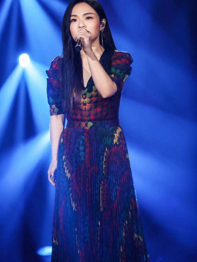 《歌手》取消现场大众听审团，公信力必进一步降低，还有必要录吗