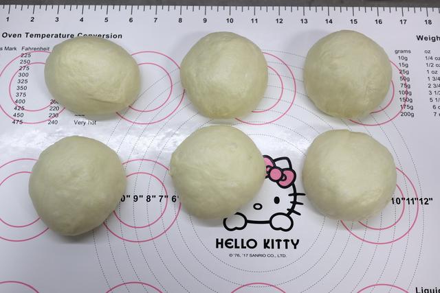 一次发酵成功的手工吐司做法,超柔软奶香吐司的家常做法