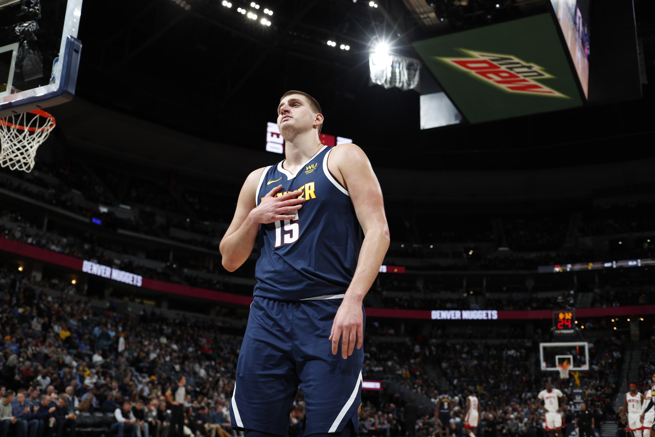 半场领先10分,约老师三分绝杀勇士