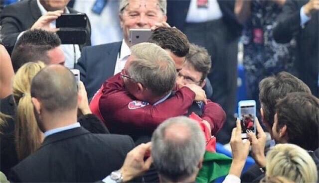 c罗为什么离开曼联了,c罗离开曼联后曼联战绩