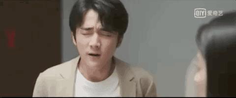 羞耻爆表！这男星演少女太上头，看得我藏在被窝连刷10集