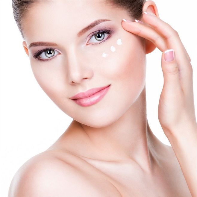 肌肤嫩白大绝招，学会秒变小仙女