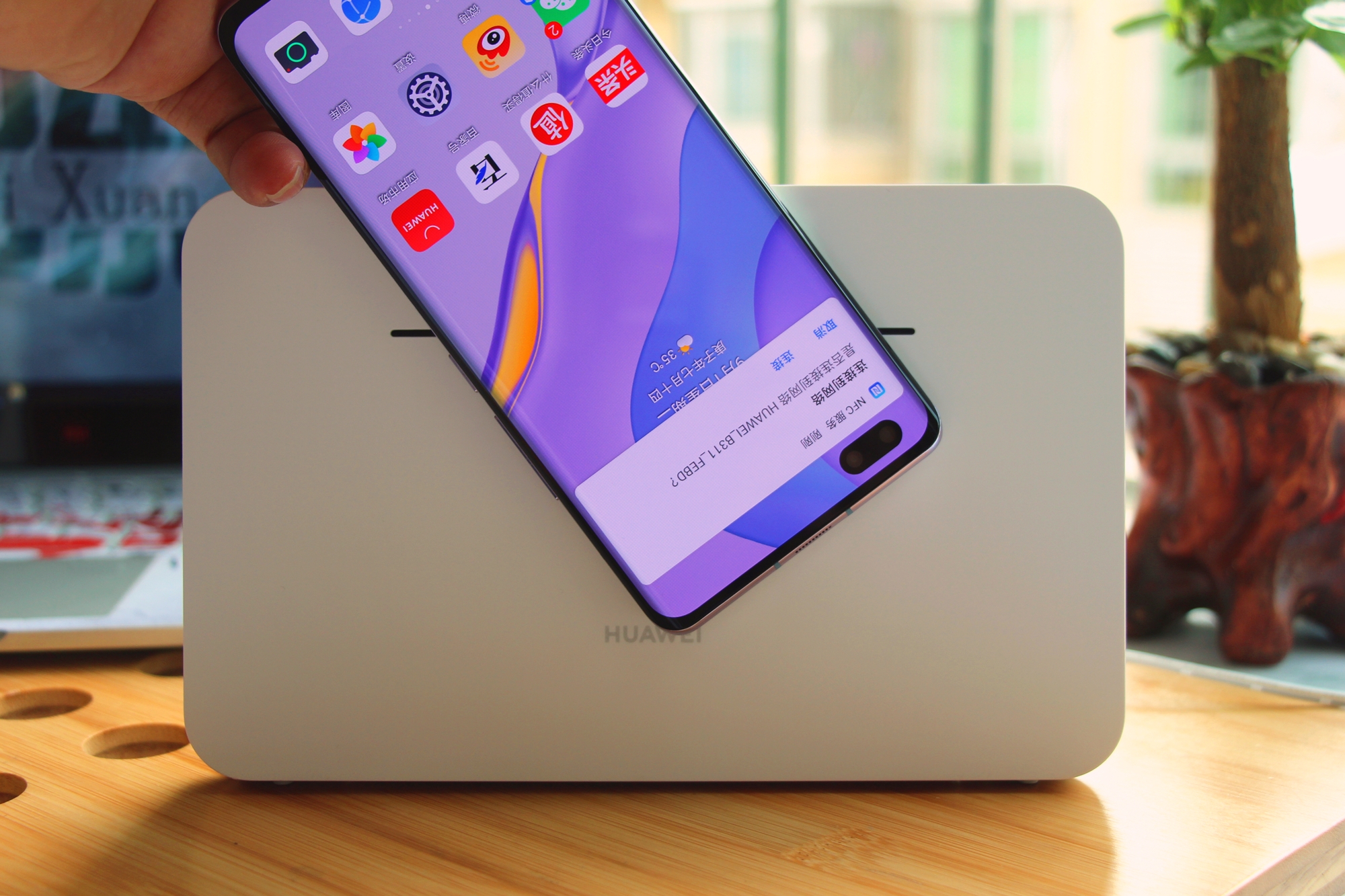 华为移动路由器带wifi,华为移动路由器和随身wifi