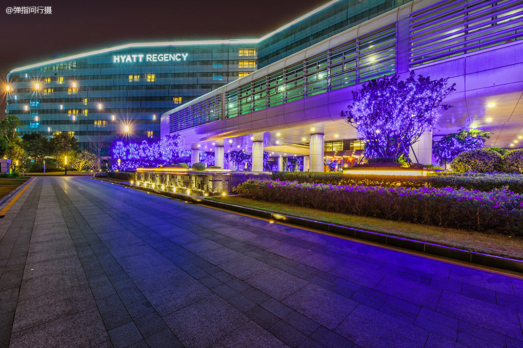 度假从候机开始，这间开在机场里的酒店，既安逸又不会误机