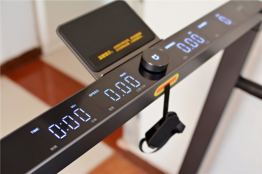 小米生态链walkingpad跑步机r2,小米跑步机和亿健跑步机哪个好