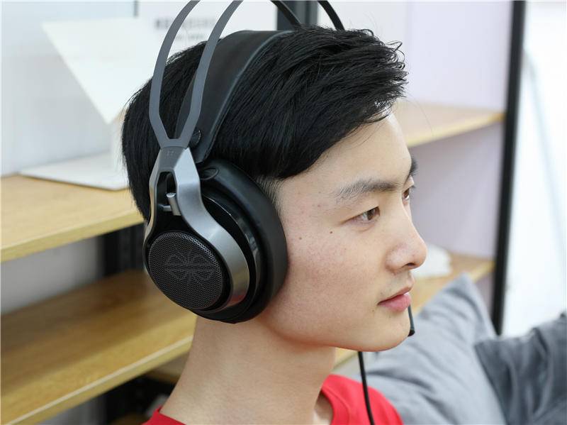 入耳式蓝牙游戏耳机gx05,电竞g5头戴式耳机