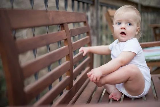 宝宝多大穿裤子还要穿内裤,宝宝不能穿开裆裤应该怎么穿