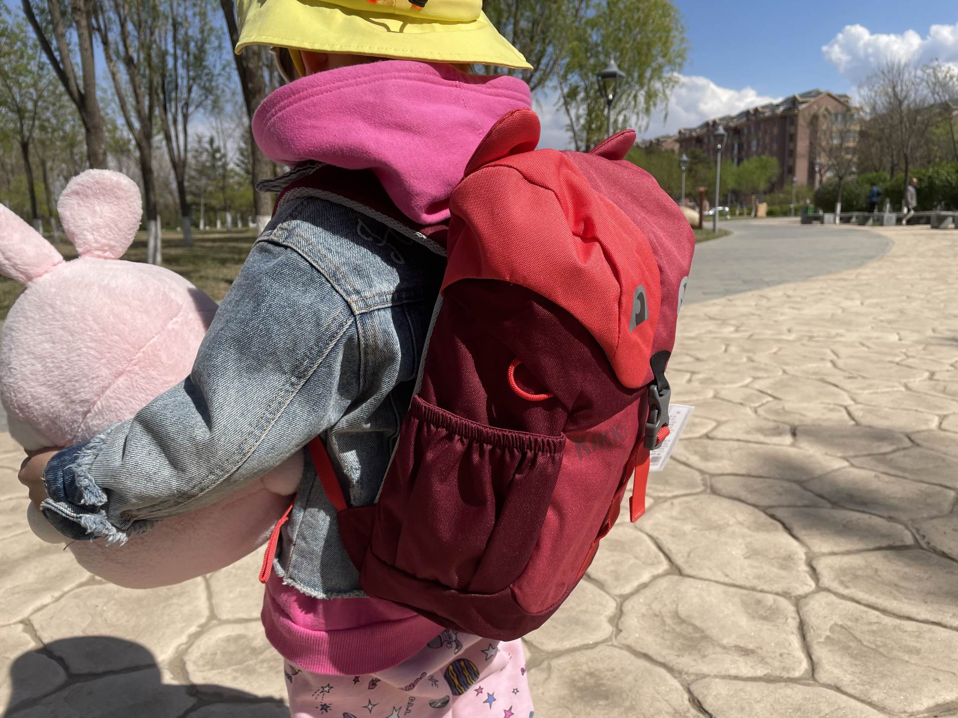 多特儿童书包,儿童的书包买什么样的