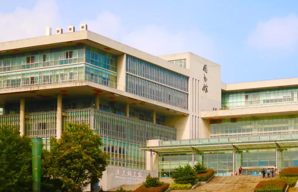 南京单个校区占地面积最大的学校,南京面积最大的单个高校