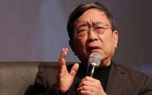 余秋雨第一任妻子李红个人简历,余秋雨第二任妻子马兰现状