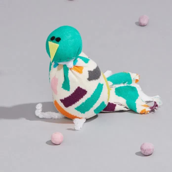 儿童手工制作袜子布偶,丝网袜手工制作小鸟图片