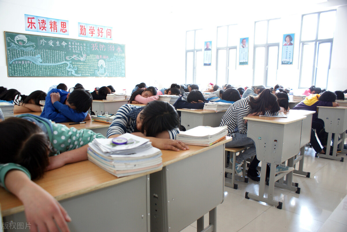 中考没考好怎么办？这4个方向千万要把握住，帮助学生角逐未来