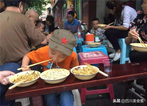 板凳面为什么叫板凳面,成都板凳面视频