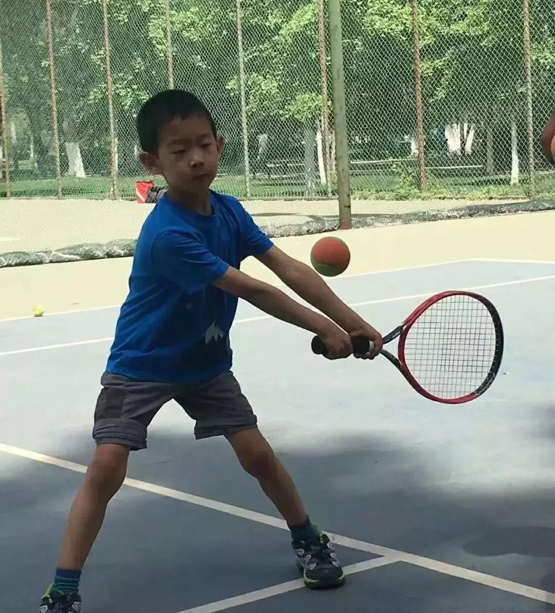 孩子兴趣班学哪些有用,孩子兴趣班学什么类