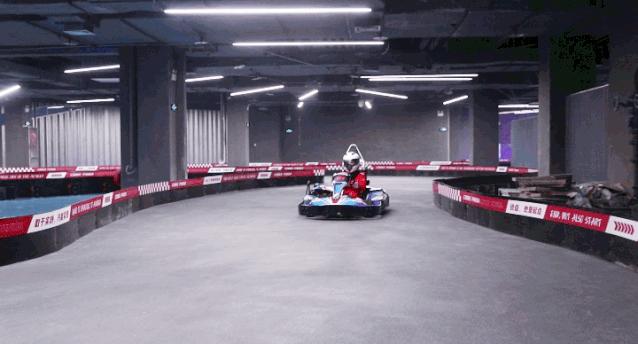 许昌科技广场下面竟然藏着一个卡丁车俱乐部,在朋友圈秒变酷盖