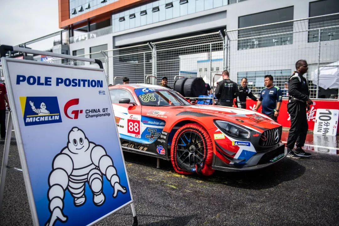 钢铁赛道雨中热战·ChinaGT上演秦皇岛首轮超跑对决