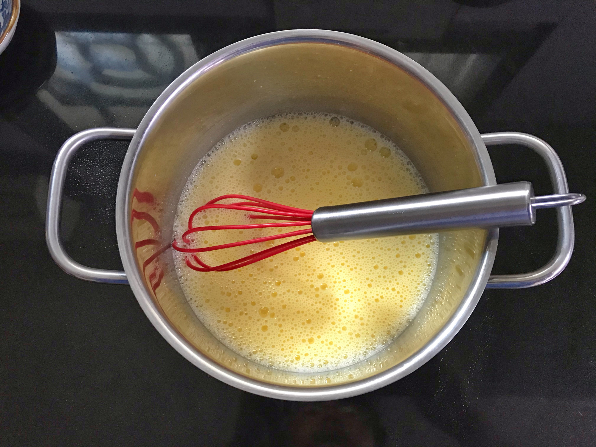 蛋挞液做蛋挞的简单方法和步骤,蛋挞液制作蛋挞的教程和配方