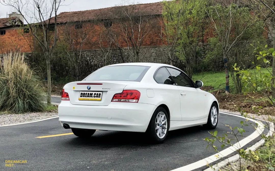 宝马e822.0评测,宝马e82哪款最好