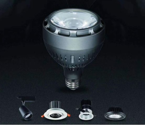 佛山雷声,雷声照明是杂牌吗