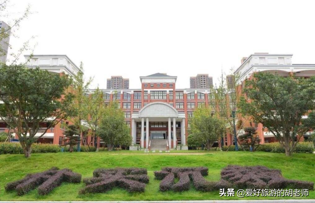 长沙梅溪湖景点简介,长沙梅溪湖景区旅游攻略