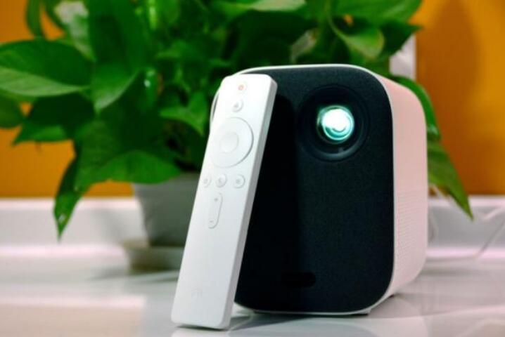 国产便携投影仪品牌排行榜,国产投影仪vs品牌投影仪测评