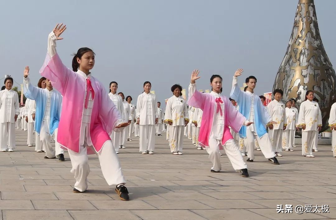 太极拳臀部外翻训练,太极拳对于臀部的要求