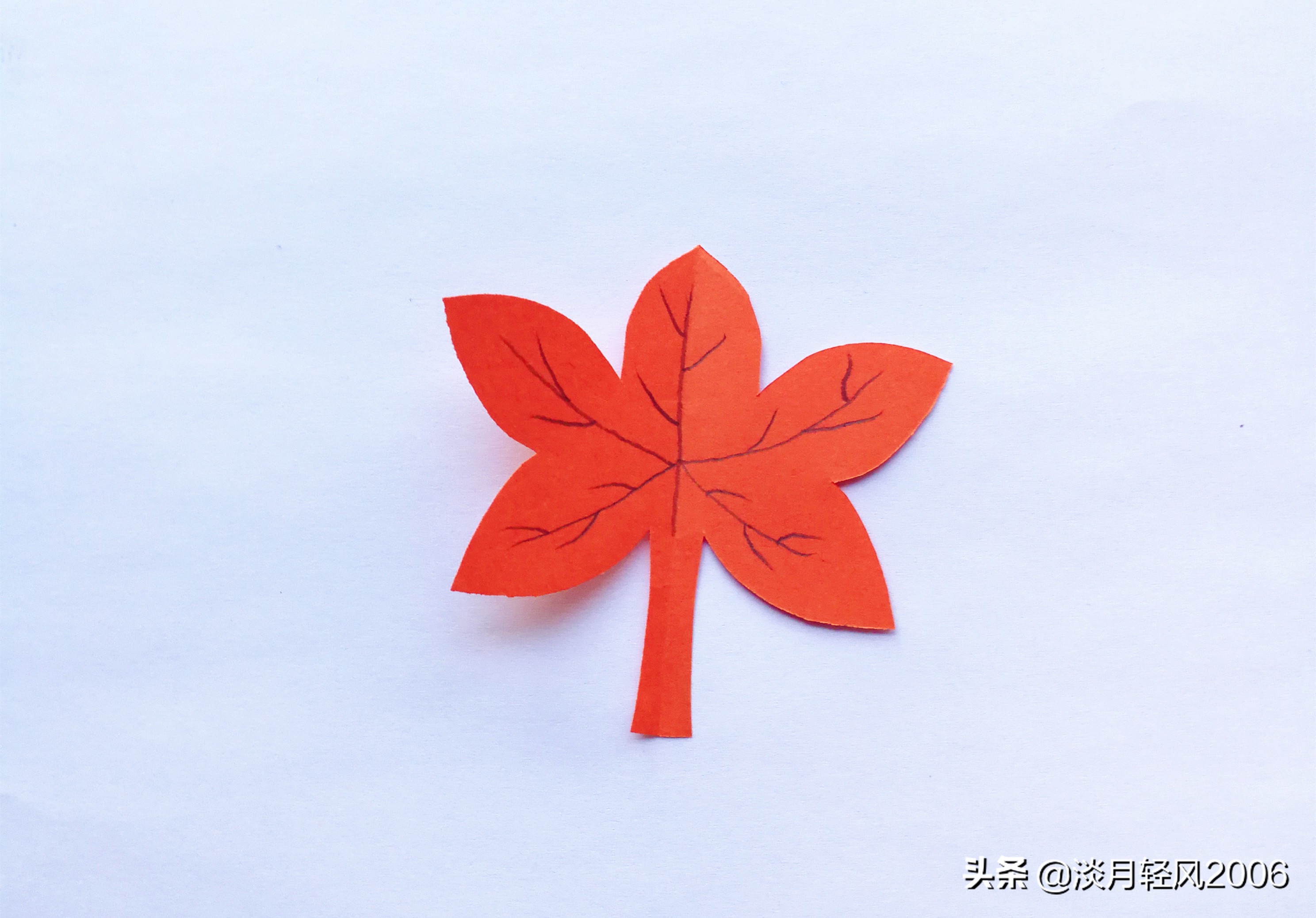 叶子的简单剪法手工制作,剪叶子手工教程简单的
