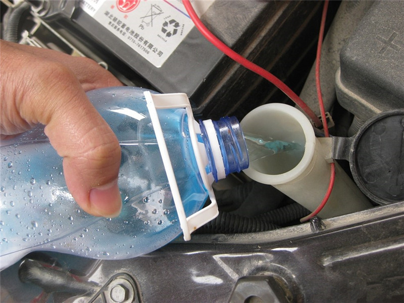 热车的正确使用方法,热车立即加水有什么影响