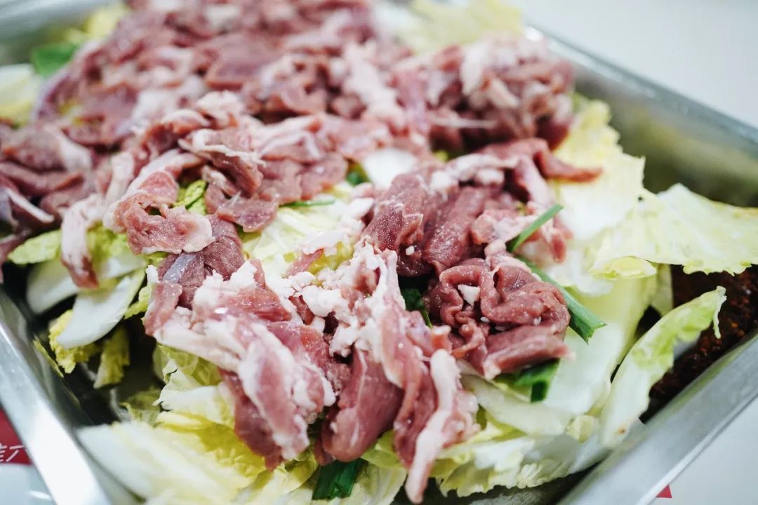 永恒吃货精神：天气冷了，就要吃羊肉呀